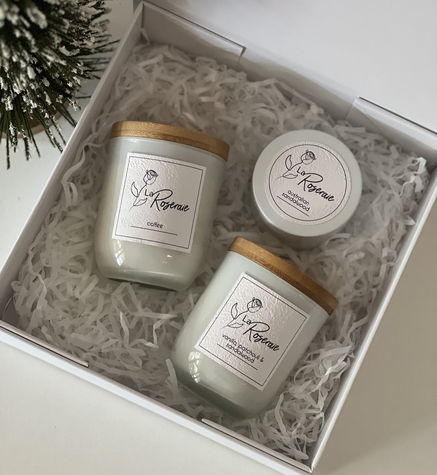 Collection White Gift Pack - 2 Classic Small Jars & 1 Gift Tin